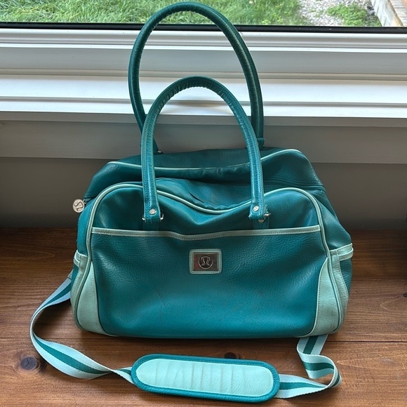 lululemon athletica Handbags - Lululemon | Old school  vintage blue duffle weekend bag in blue and turquoise